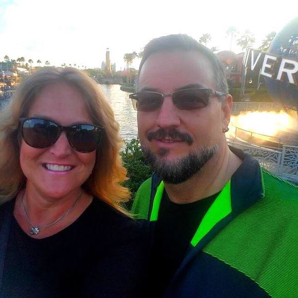 Meet your Posher, Chris - Picture 1 of 1